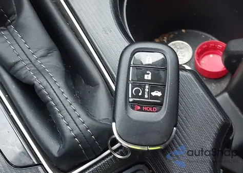 2024 Honda Civic Touring z USA, uszkodzony, nr VIN 2HGFE1F96RH315046